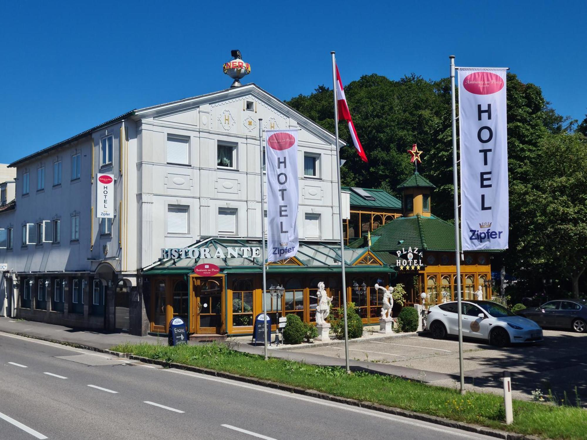 Hoeckner Plaza Hotel Attnang-Puchheim エクステリア 写真